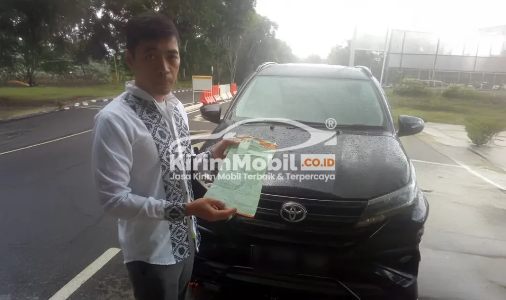 Jasa kirim mobil terbaik & terpercaya. Kirim mobil Anda dengan cepat dari Jakarta ke seluruh Indonesia. Dapatkan penawaran terbaik dari kirimmobil.co.id sekarang!