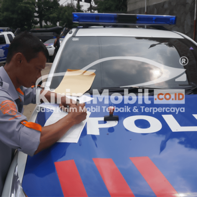 Jasa Pengiriman Mobil Antar Pulau terpercaya dari Jakarta. Ribuan unit terkirim via Car Towing, Car Carrier, Self Drive, & Kapal Roro dengan aman.